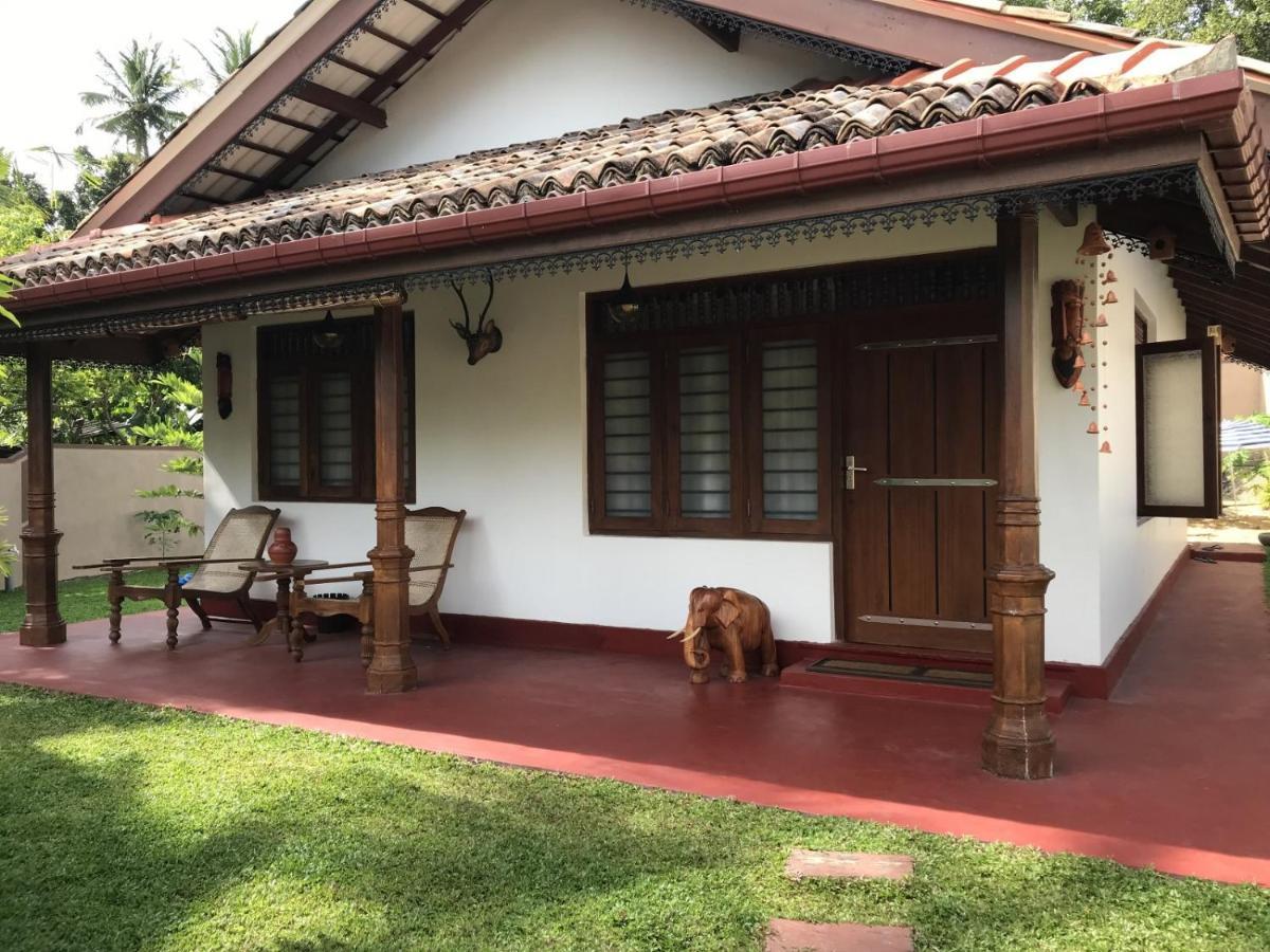 Villa Bubble Sea Unawatuna Exterior photo