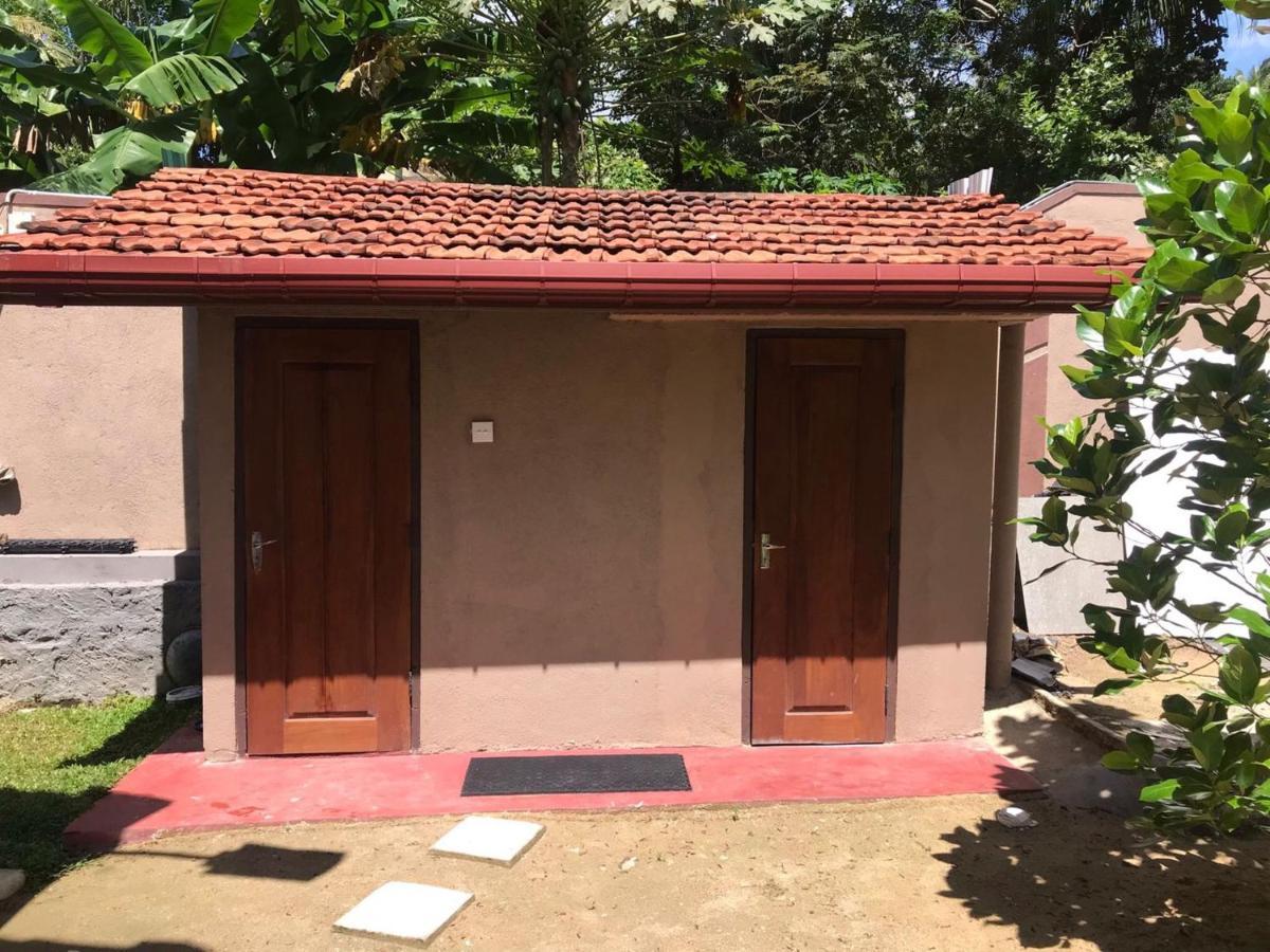 Villa Bubble Sea Unawatuna Exterior photo